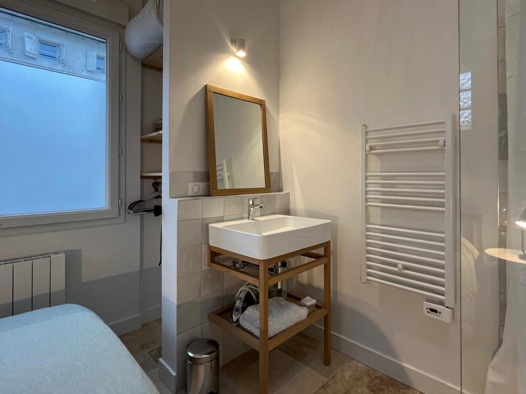 Loft Avec Terrasse Et Jardin Apartment Angoulême Екстериор снимка