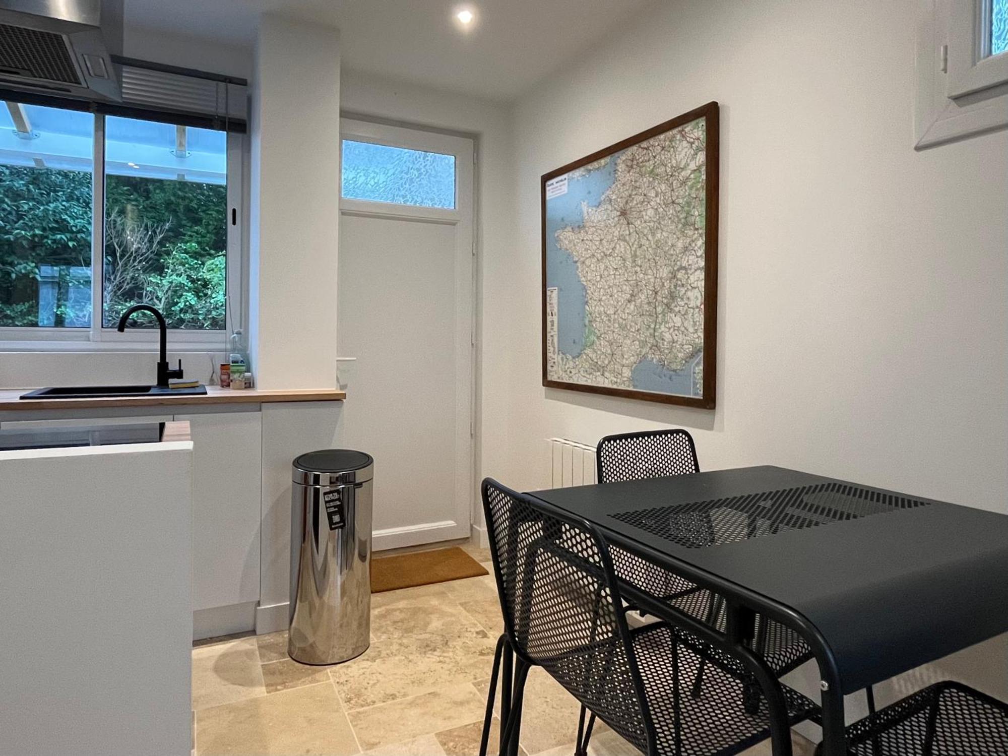 Loft Avec Terrasse Et Jardin Apartment Angoulême Екстериор снимка