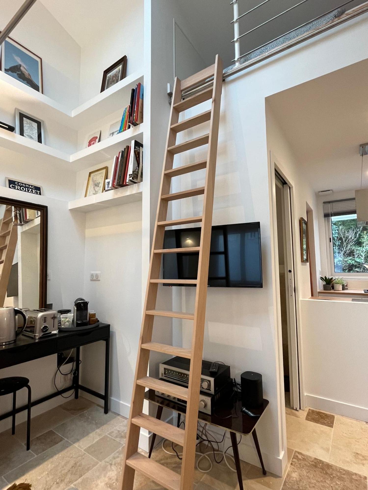 Loft Avec Terrasse Et Jardin Apartment Angoulême Екстериор снимка