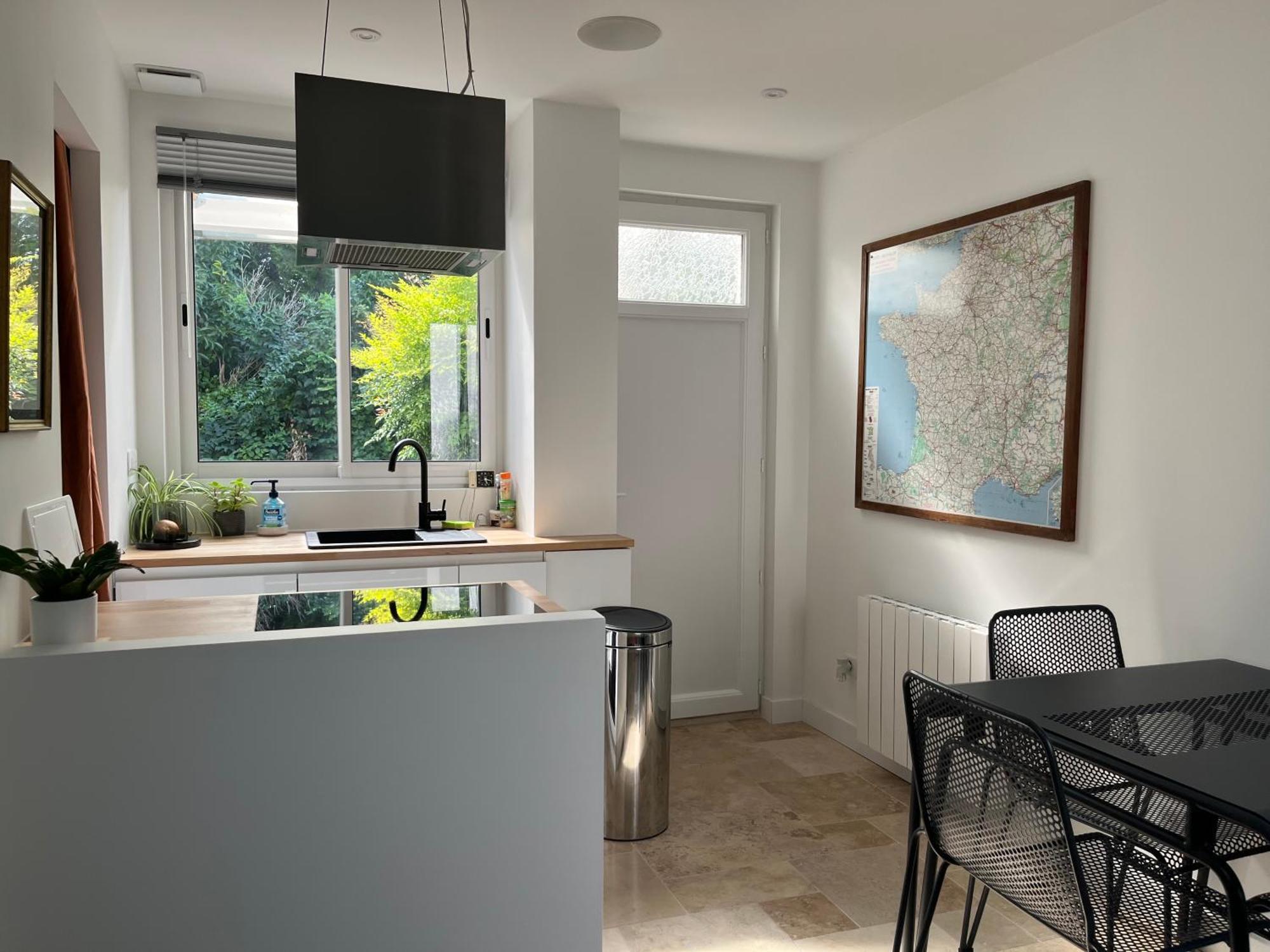Loft Avec Terrasse Et Jardin Apartment Angoulême Екстериор снимка